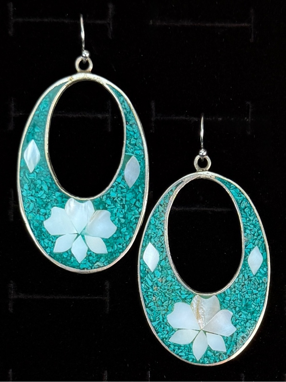 Vintage Alpaca Mexico Mother of Pearl Floral Inlay Pierced Earrings